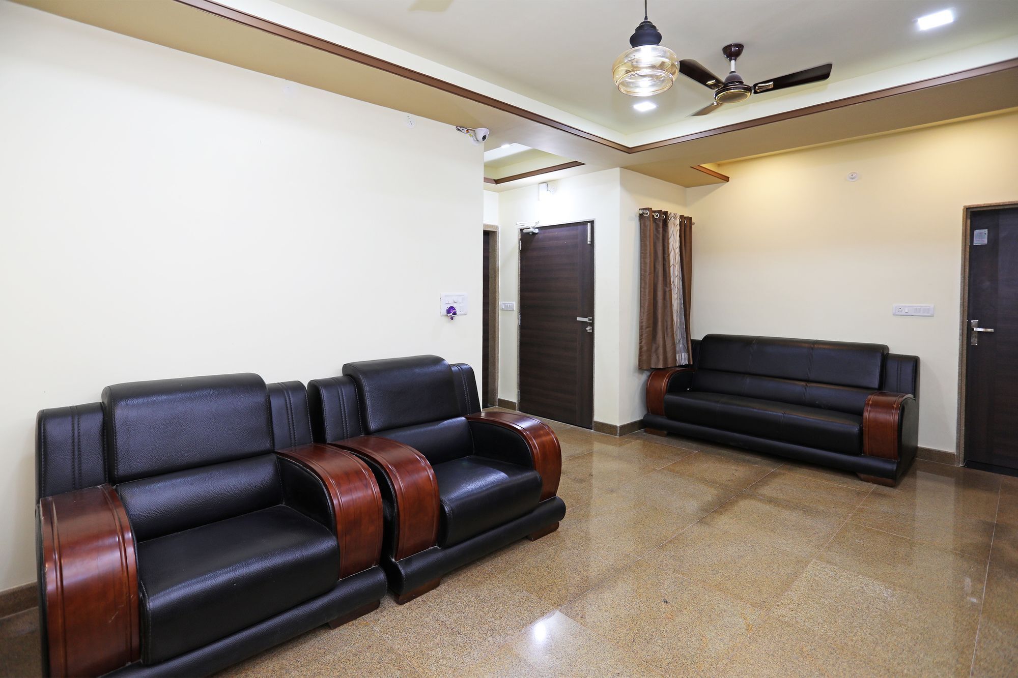 Oyo 9428 Hill View Room Goverdhan Vilas Udaipur Exterior photo